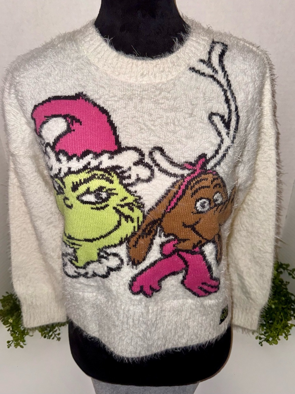 Cream Fuzzy Holiday Sweater with Grinch Graphic Girls 12/14
